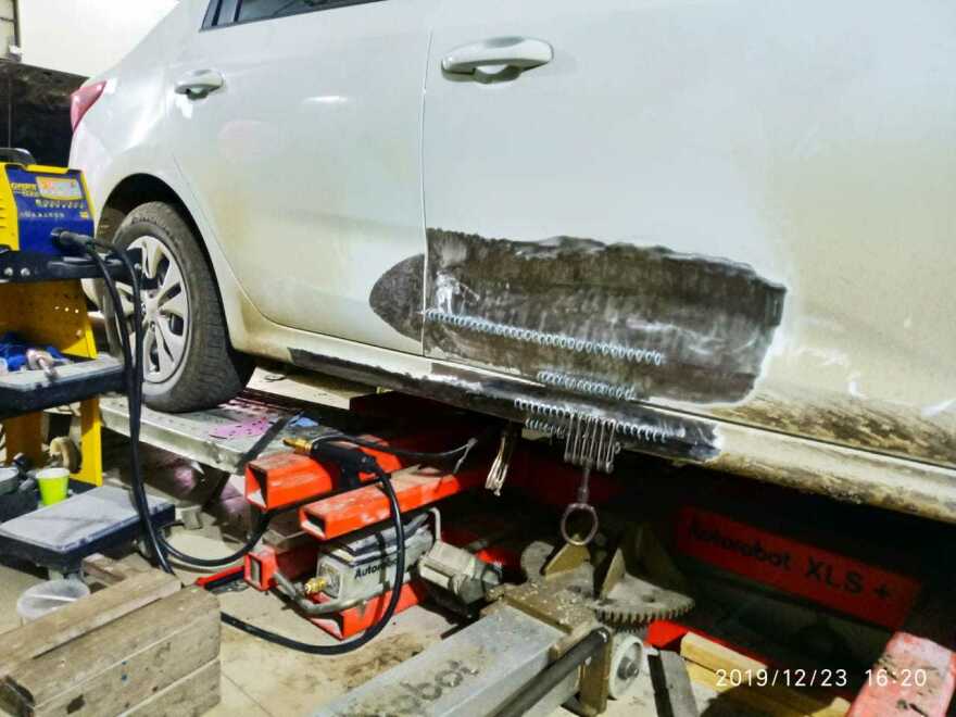 Kia Rio фото процесс ремонта в автосервисе