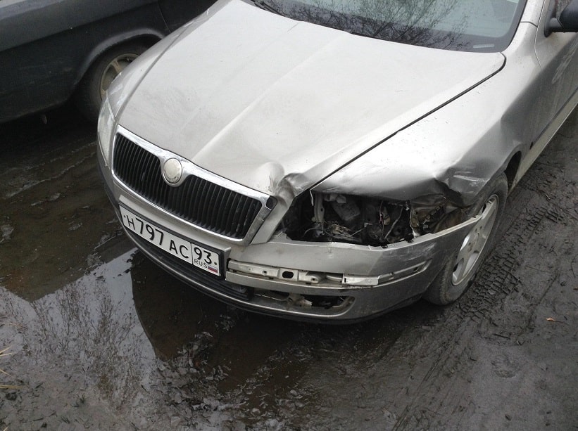 Toyota фото до ремонта вмятины